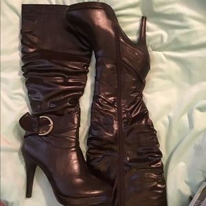 Pierre Dumas Brown high heeled zip boot with gold buckle